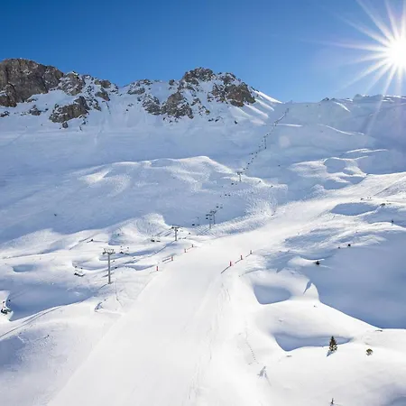 Apartment Mini-studio A 1850 Avec Parking - Fr-1-575-92 Courchevel